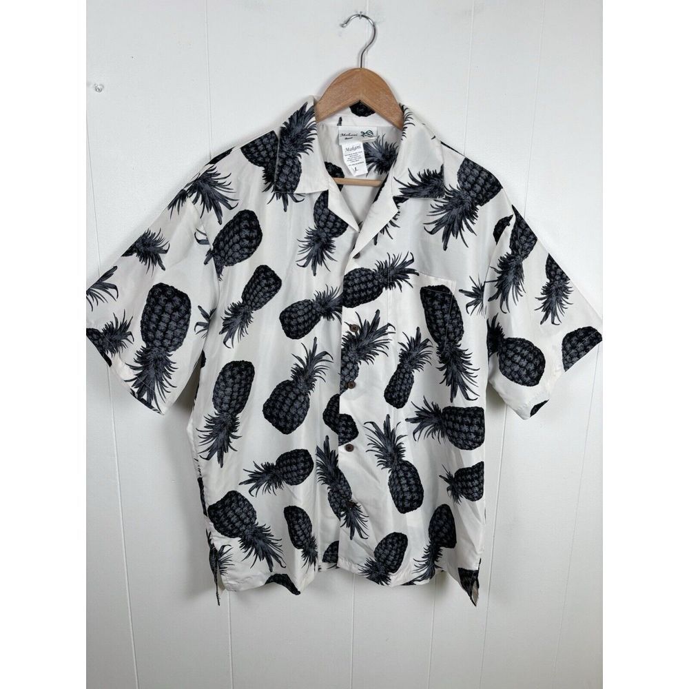 Makani Hawaii Shirt Mens Large White Black Pineapple‎ Microfiber Hawaiian Aloha